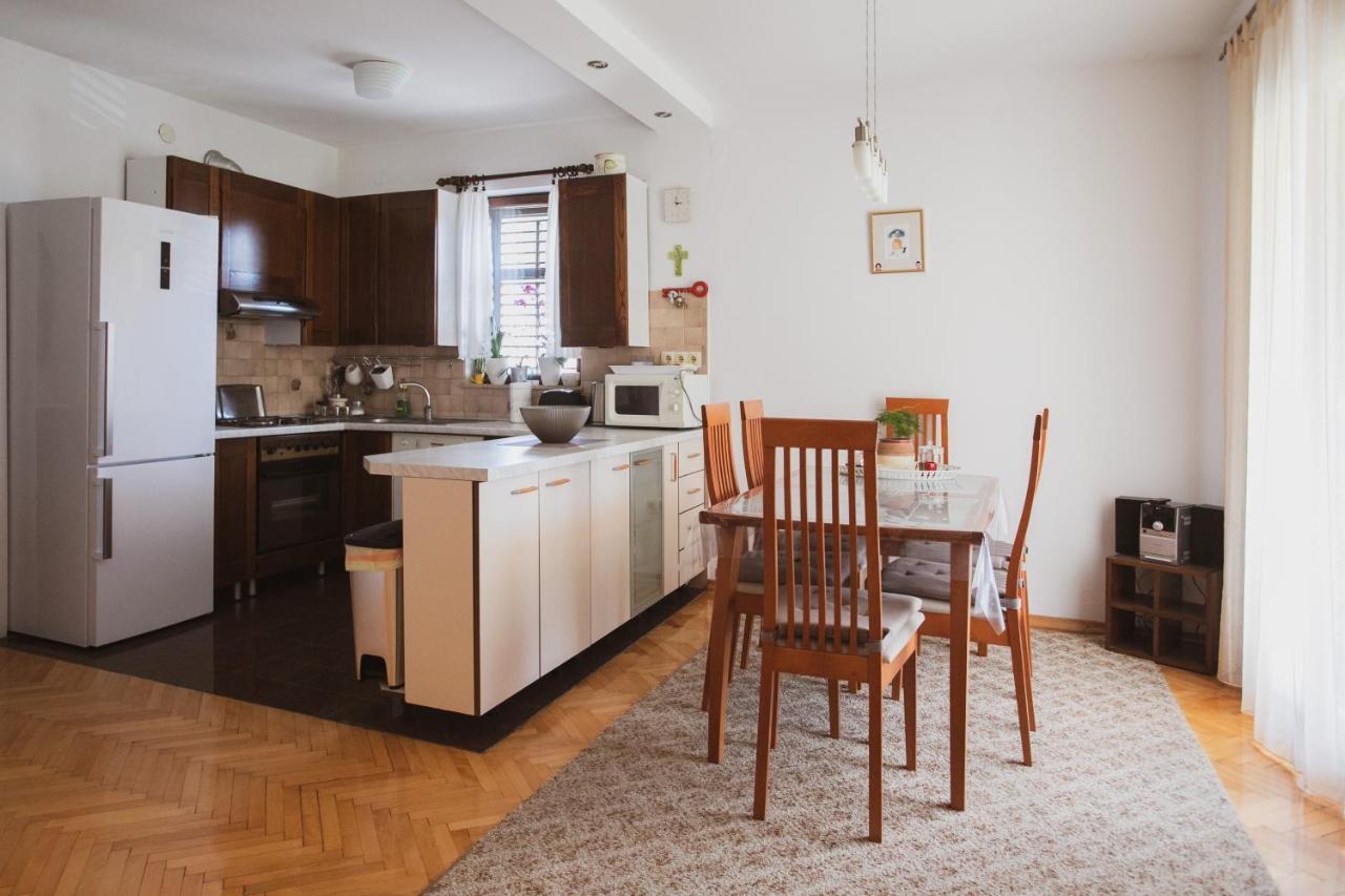 Comfort Sea View Apartment Dugi Rat Exterior photo